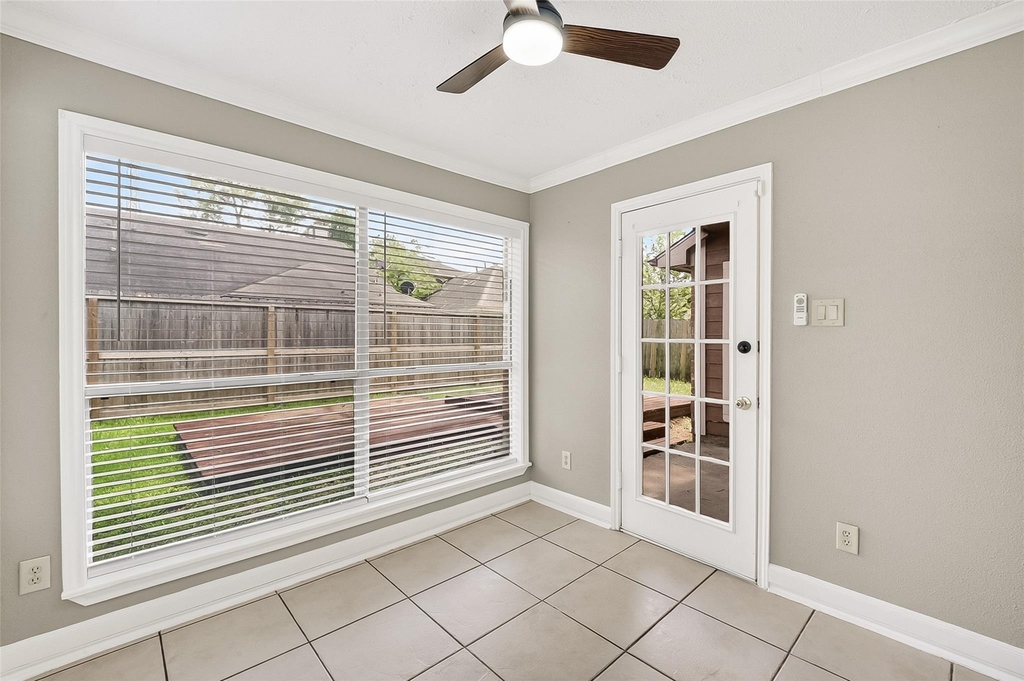 12403 Meadow Ridge Dr - Photo 20