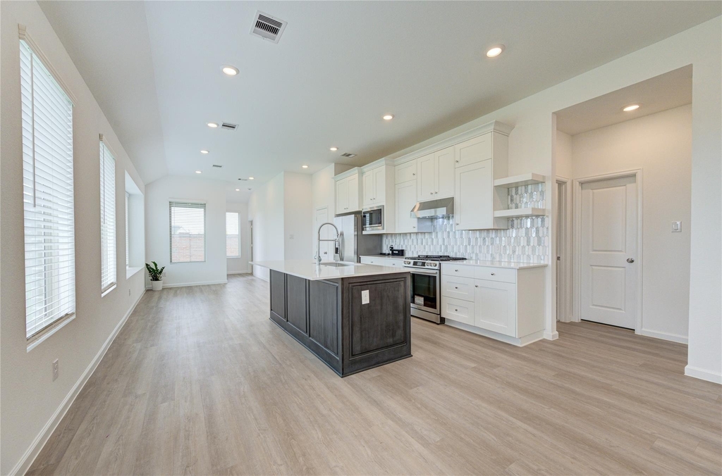 27006 Coco Flower Ln - Photo 18