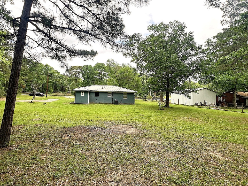 560 Beverly Drive - Photo 24