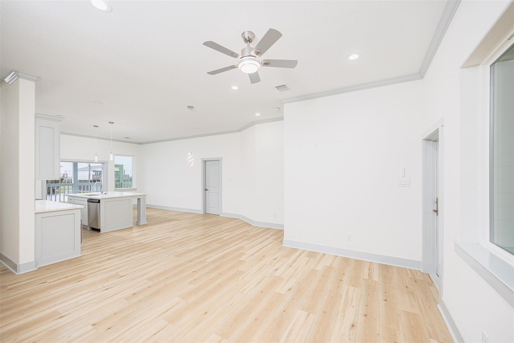 3261 Pirates Cove - Photo 5
