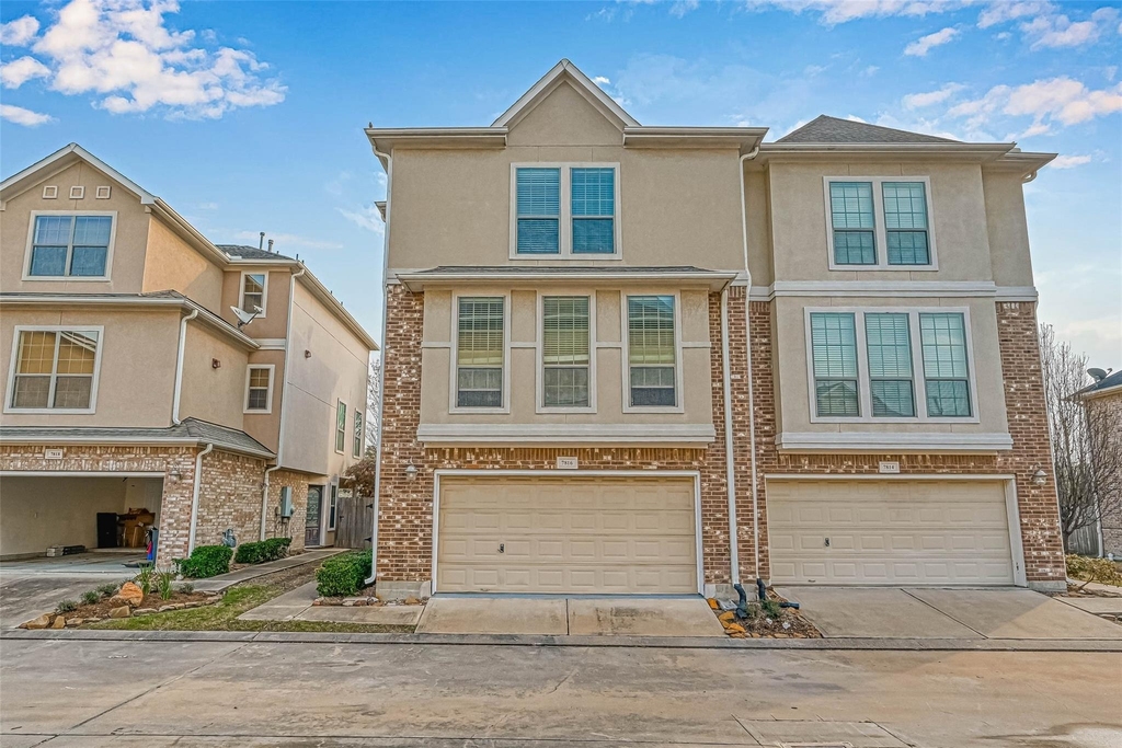 7816 Stoneyway Drive - Photo 0