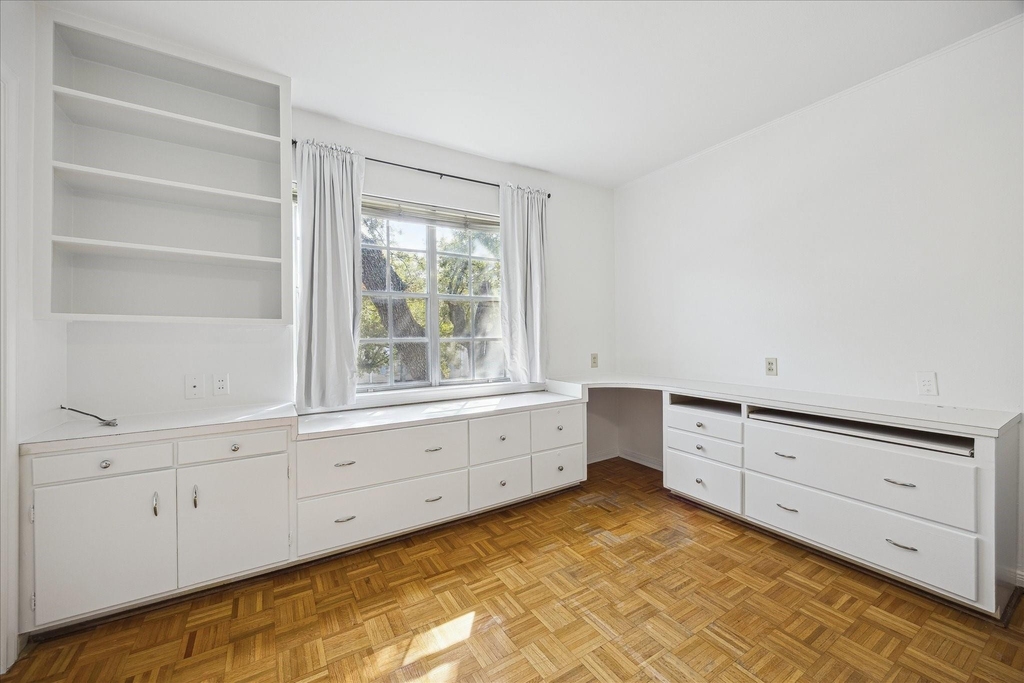 2600 Bellefontaine Street - Photo 13