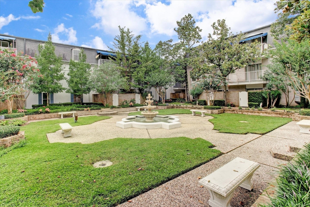 2600 Bellefontaine Street - Photo 18