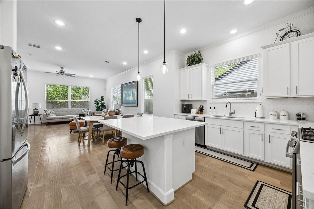 311 Sikes Street - Photo 3