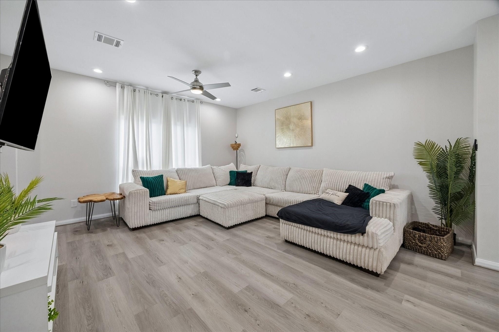 8308 James Franklin Street - Photo 3