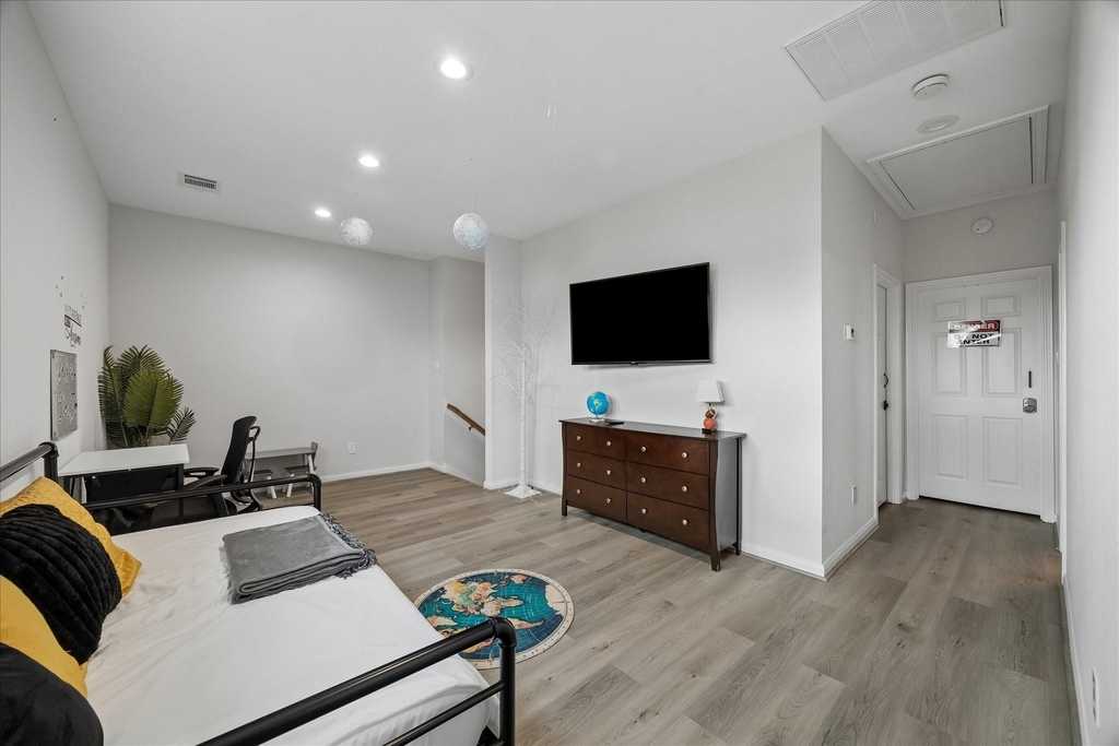 8308 James Franklin Street - Photo 8