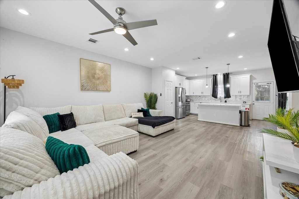 8308 James Franklin Street - Photo 2