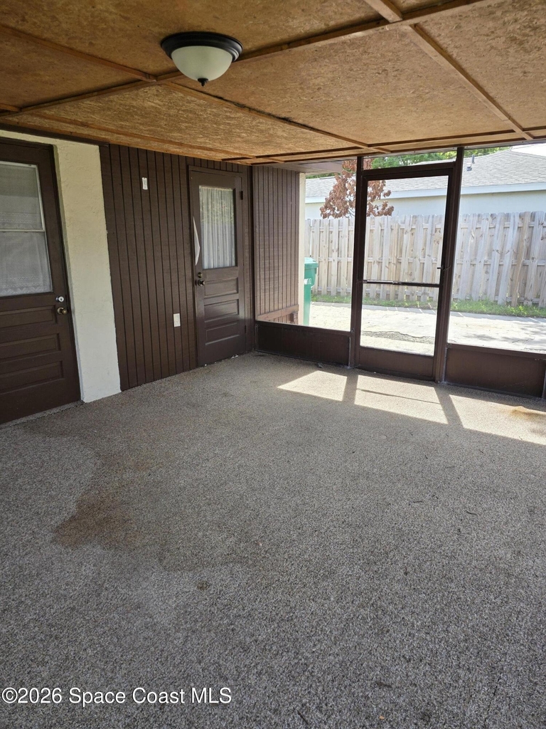 2910 Zephyr Lane - Photo 11