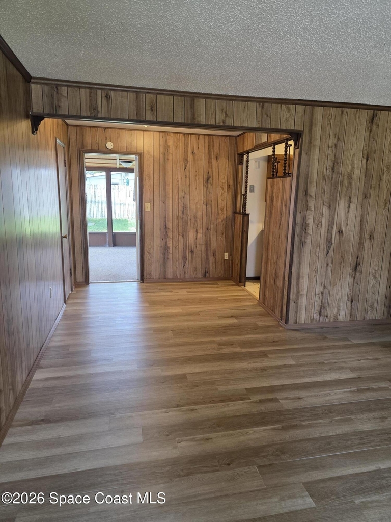 2910 Zephyr Lane - Photo 5
