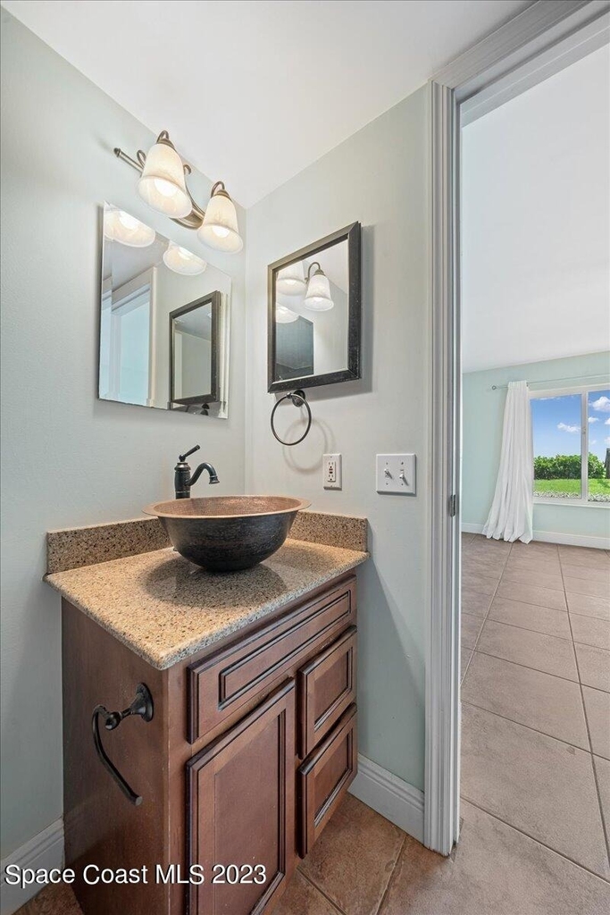 1321 S Miramar Avenue - Photo 18