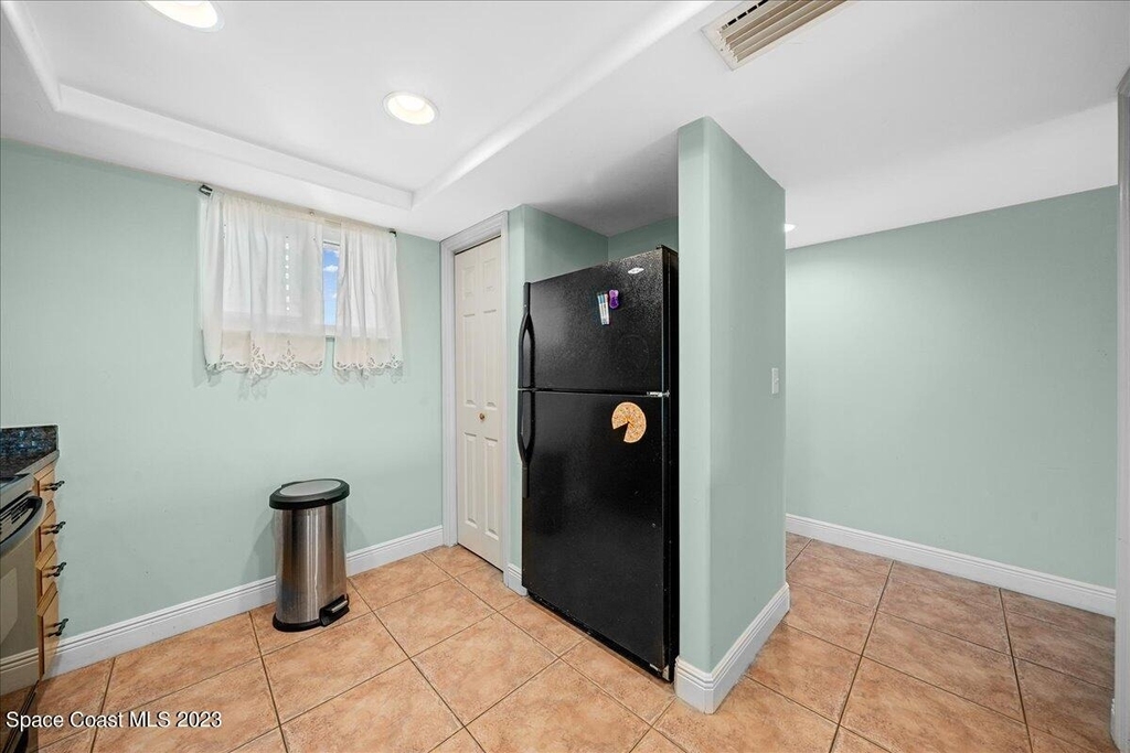 1321 S Miramar Avenue - Photo 11