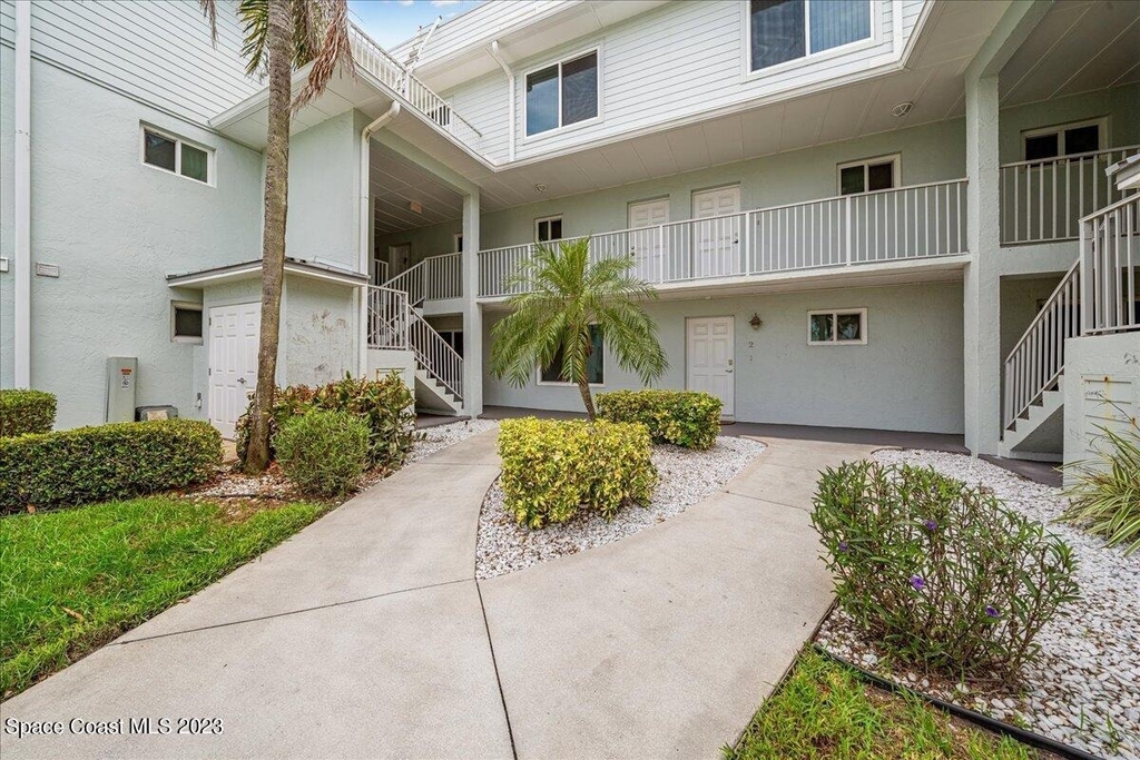 1321 S Miramar Avenue - Photo 3