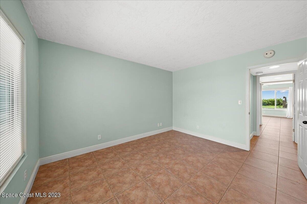 1321 S Miramar Avenue - Photo 21