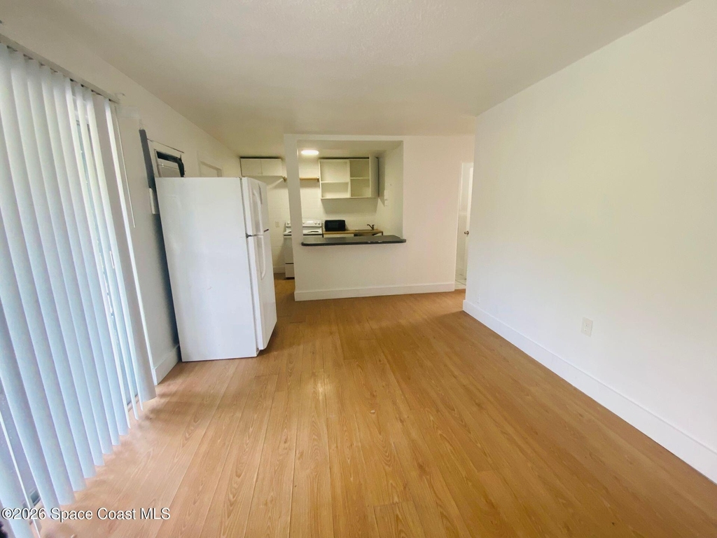 1341 W Point Drive W - Photo 2