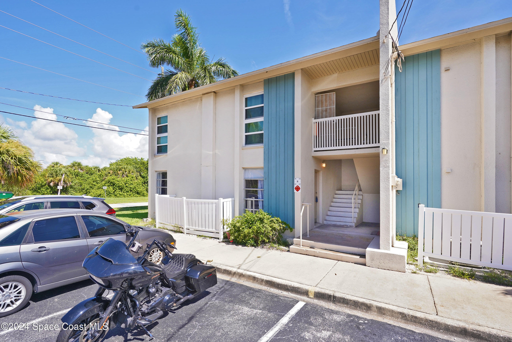 250 N Banana River Drive N - Photo 4