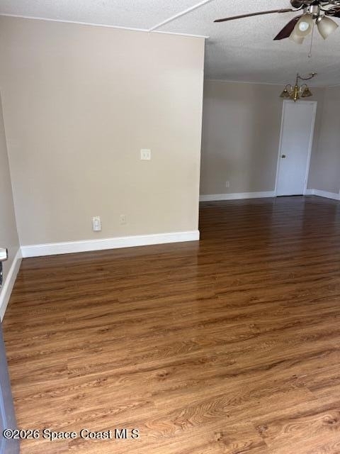 230 Robbins Avenue N - Photo 2