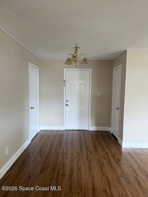 230 Robbins Avenue N - Photo 7