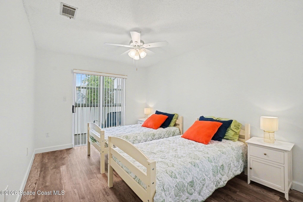 306 Beach Park Lane - Photo 13