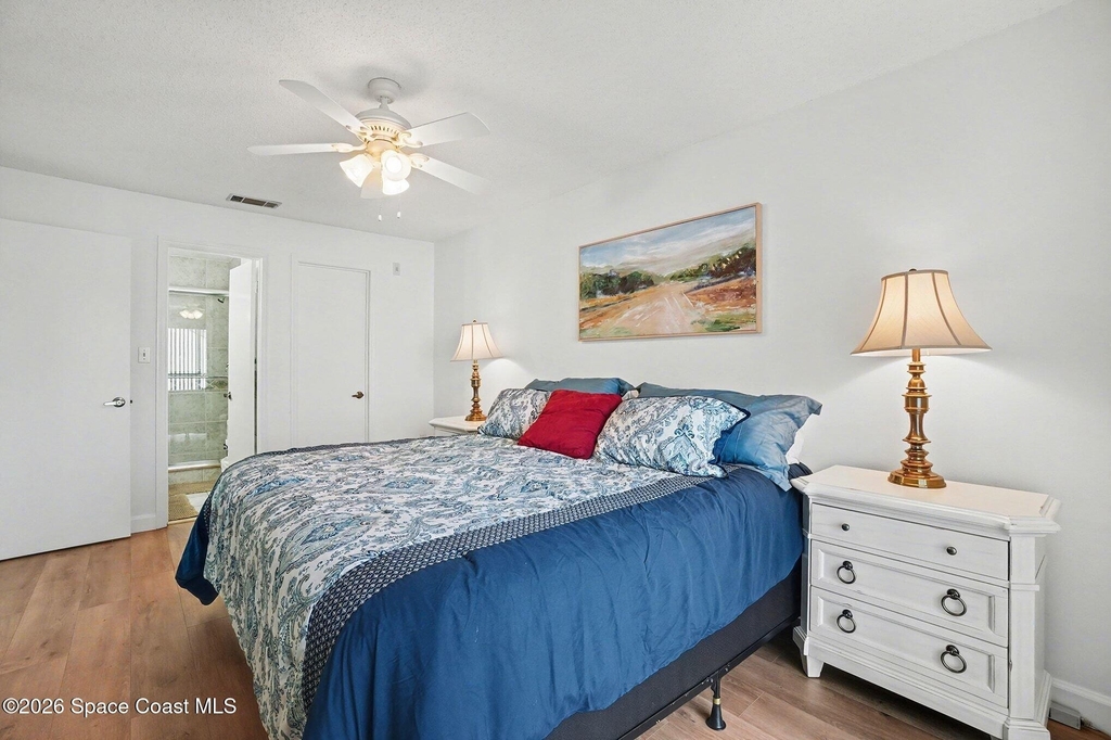 306 Beach Park Lane - Photo 11