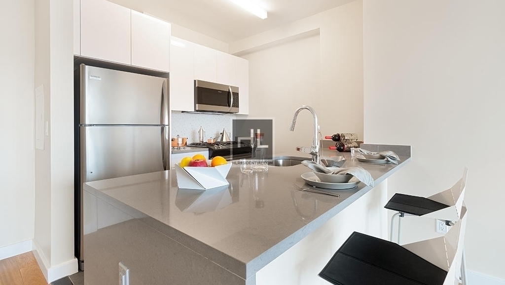West 57th Street - Photo 2