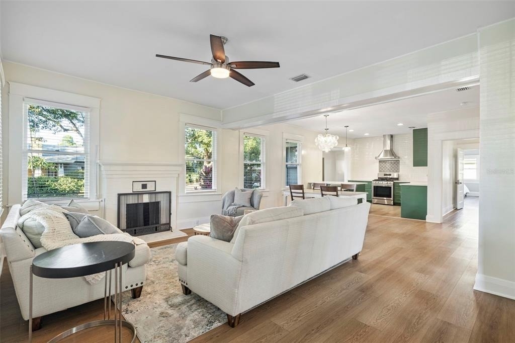 5709 N Suwanee Avenue - Photo 2