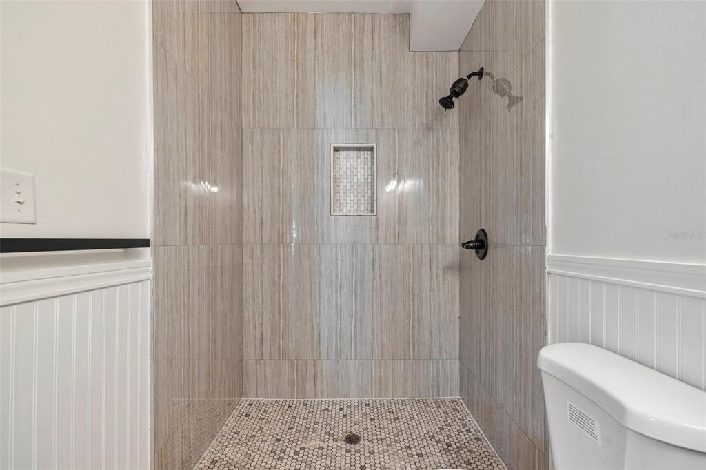 5709 N Suwanee Avenue - Photo 29