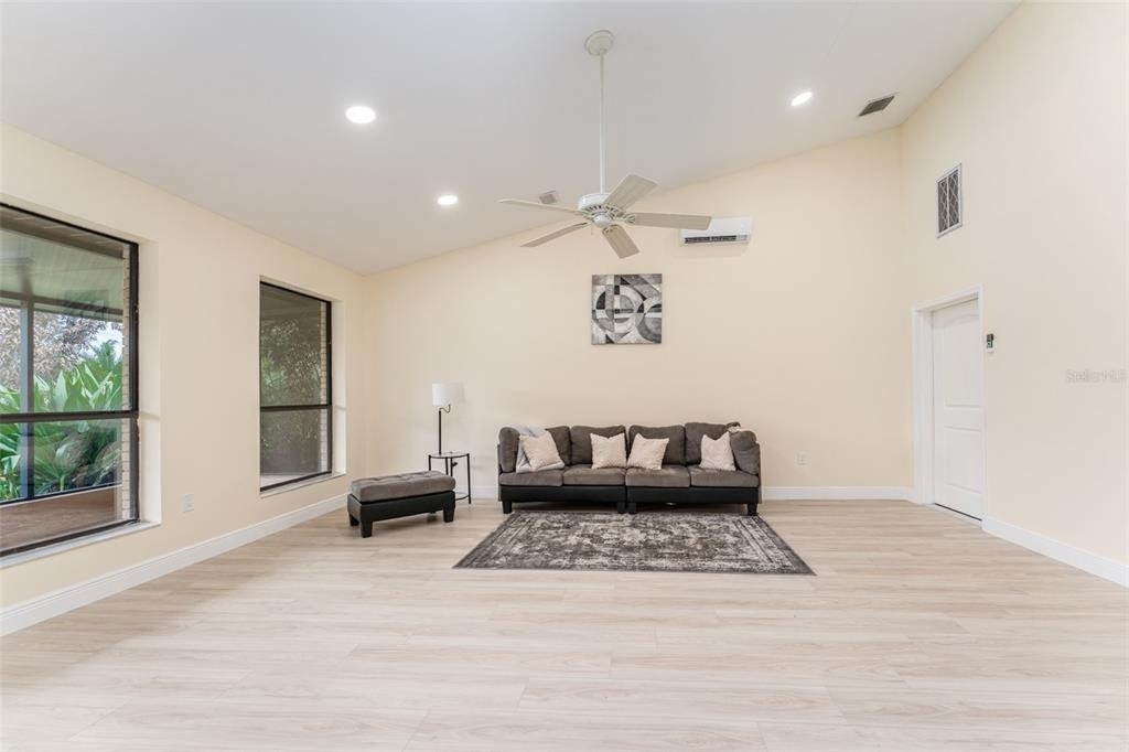 6151 Silver Oaks Drive - Photo 32