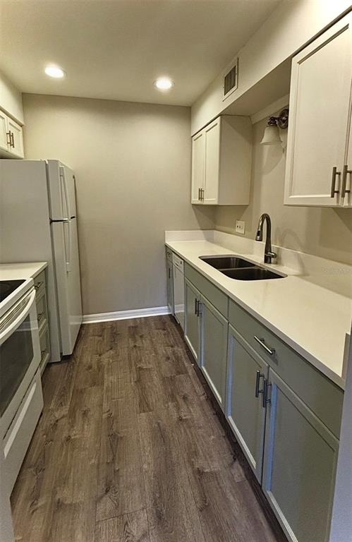 350 79th Avenue N - Photo 9