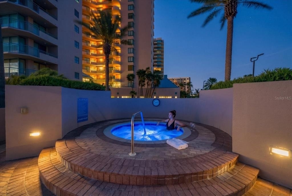 1560 Gulf Boulevard - Photo 32