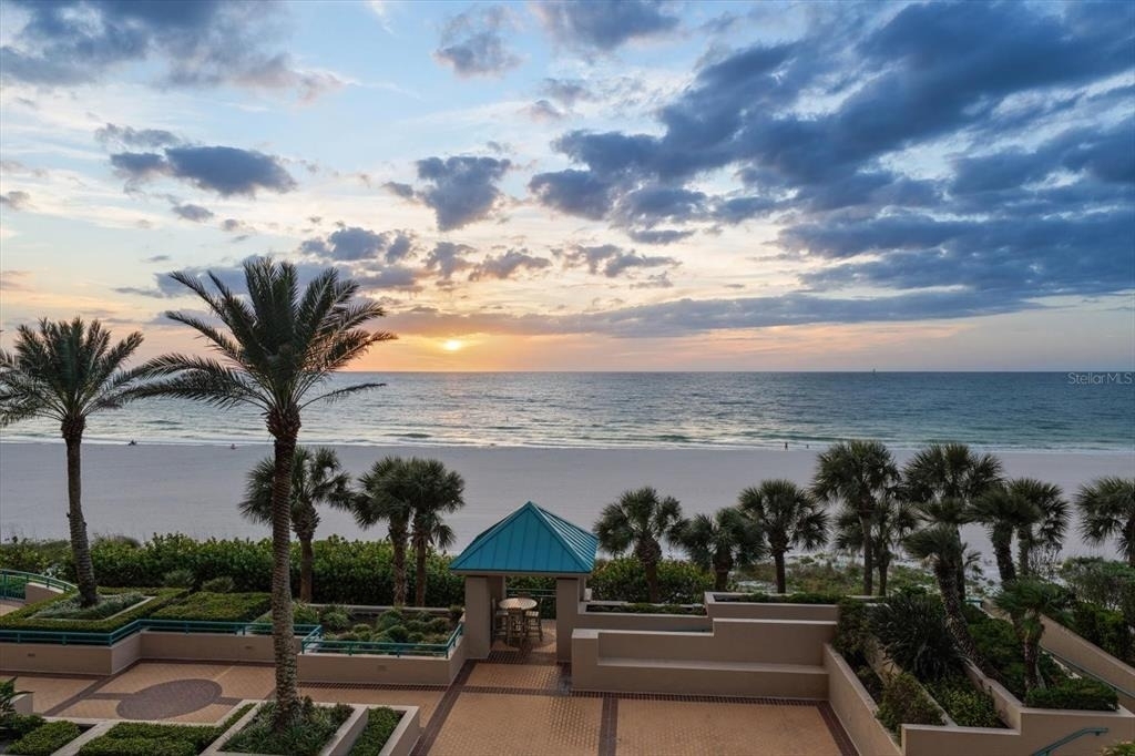 1560 Gulf Boulevard - Photo 0