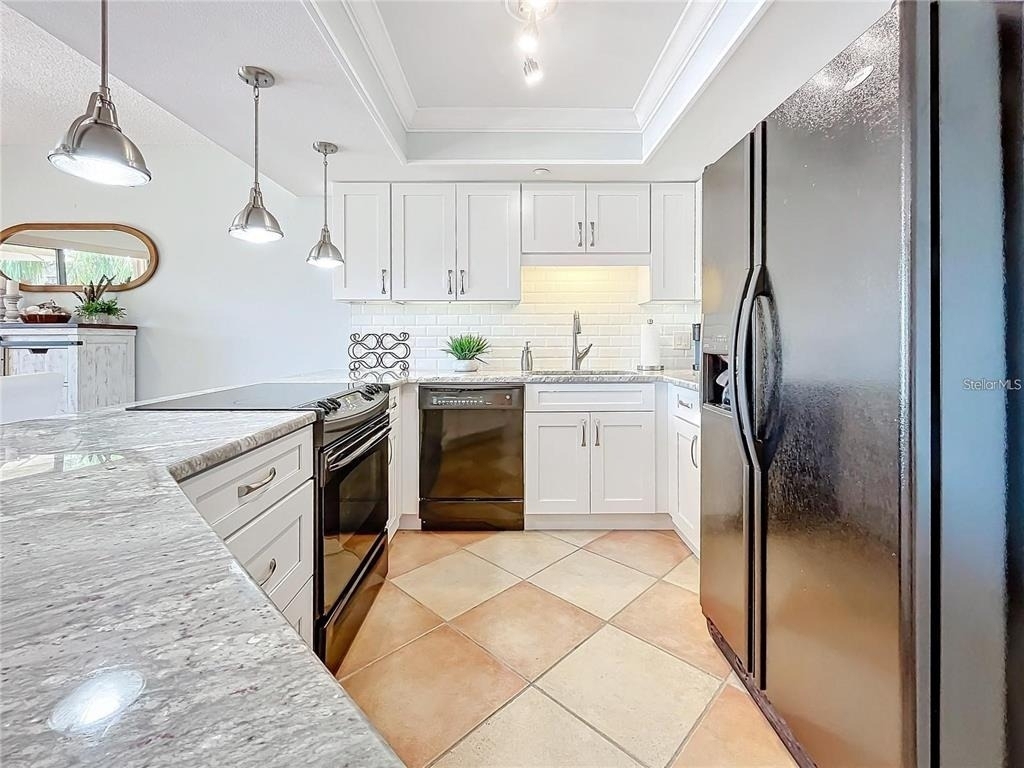 1750 Harbor Place S - Photo 10