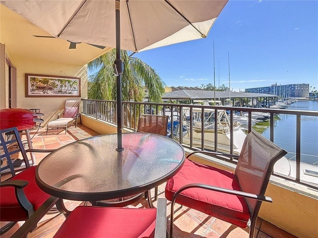 1750 Harbor Place S - Photo 0