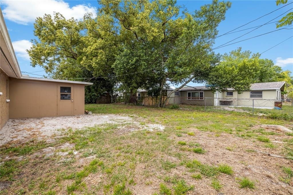 10803 Hyssop Street - Photo 28