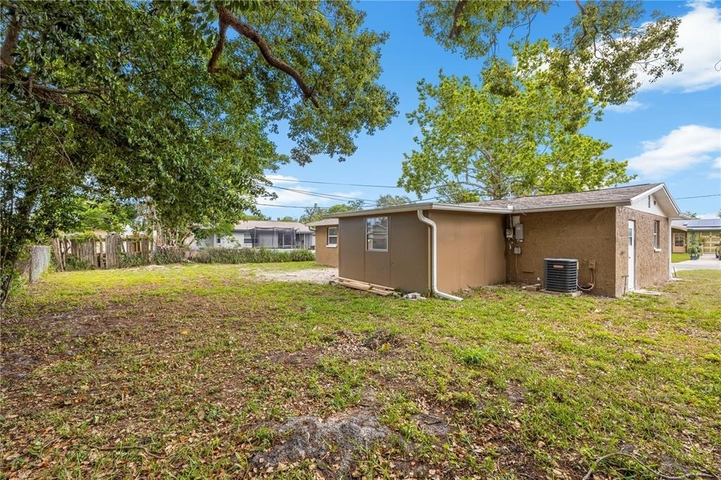 10803 Hyssop Street - Photo 29