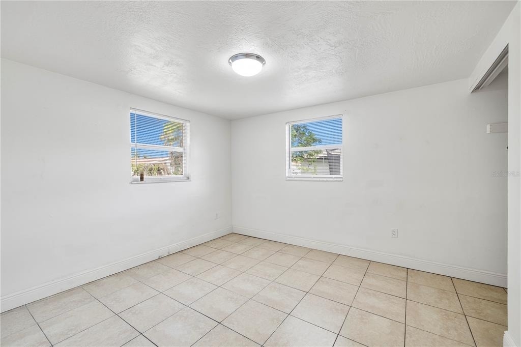 10803 Hyssop Street - Photo 22