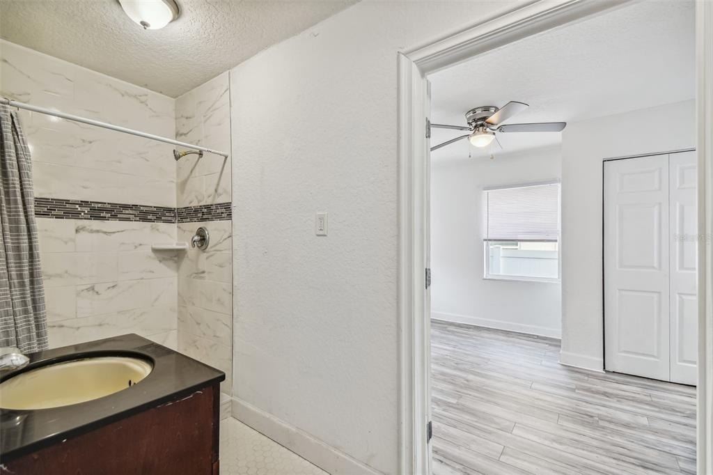 1913 W Lemon Street - Photo 40