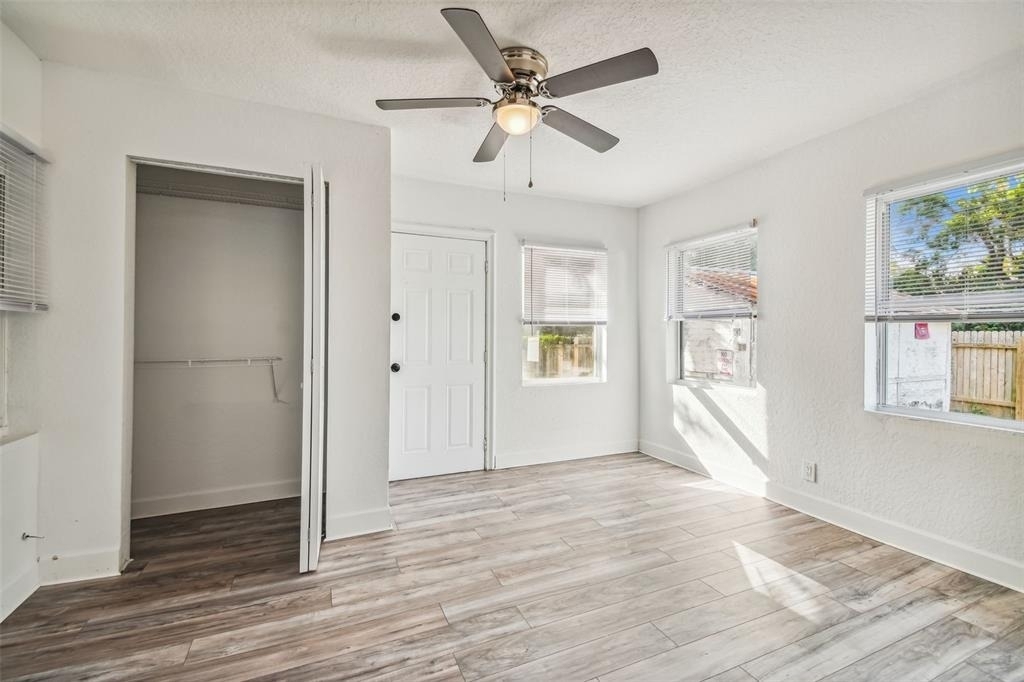1913 W Lemon Street - Photo 9