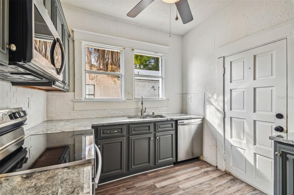 1913 W Lemon Street - Photo 21