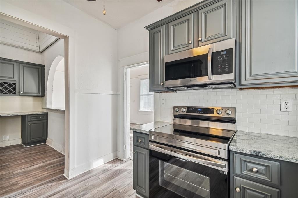 1913 W Lemon Street - Photo 5
