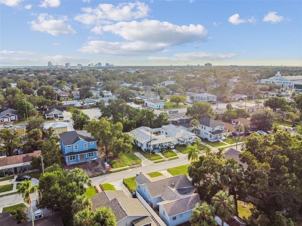 1913 W Lemon Street - Photo 63