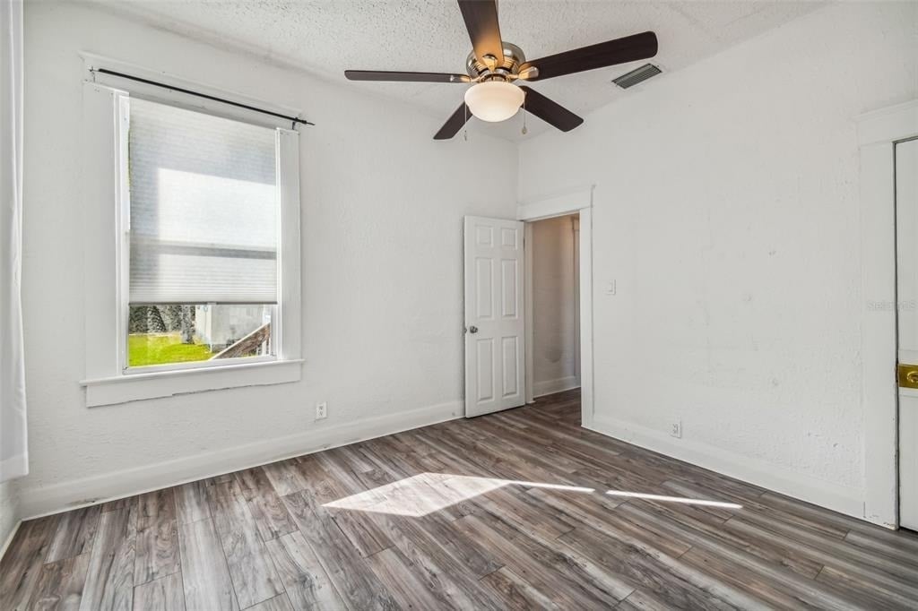 1913 W Lemon Street - Photo 18
