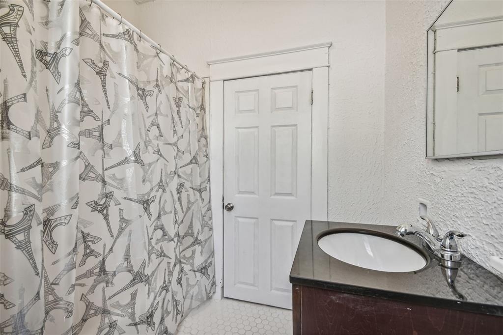 1913 W Lemon Street - Photo 24