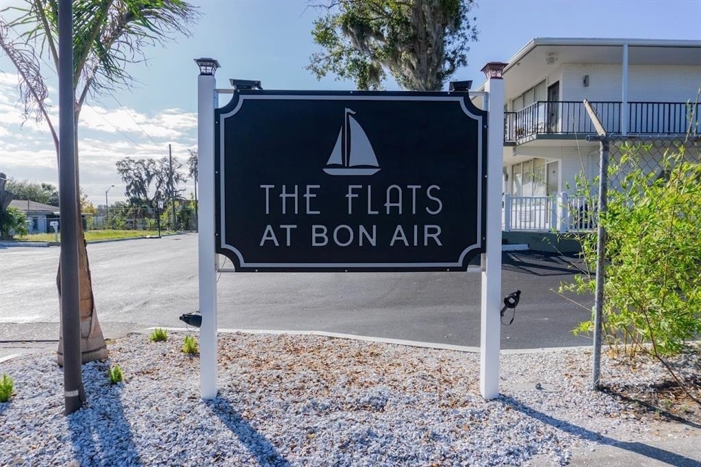 515 Bon Air Street - Photo 1