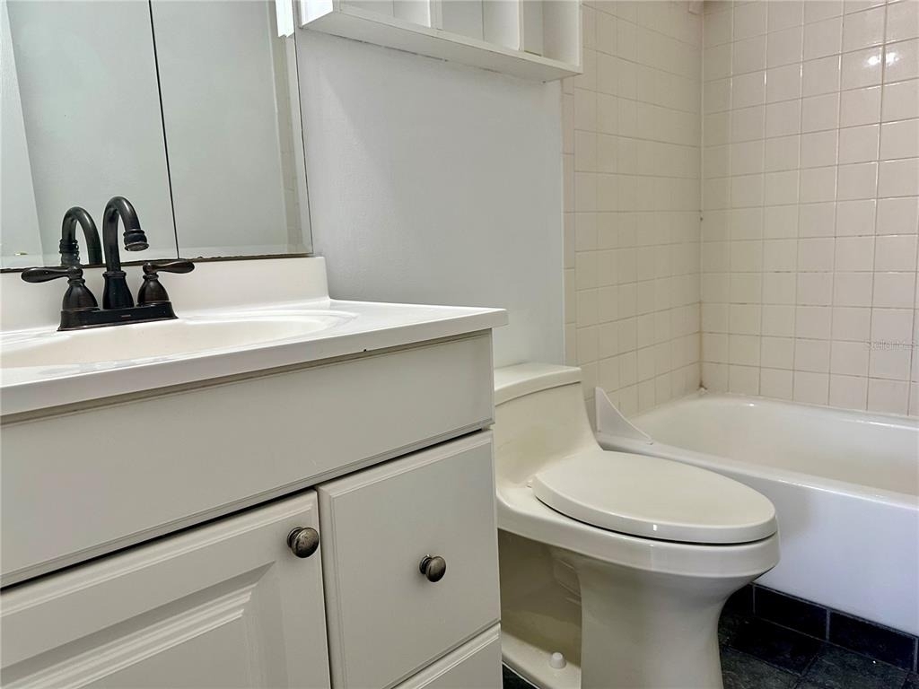 946 Lake Destiny Road - Photo 10