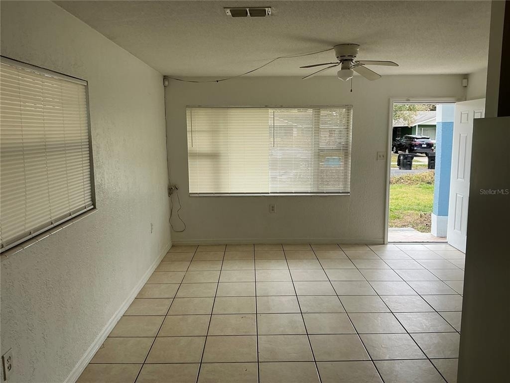5132 Elese Street - Photo 9