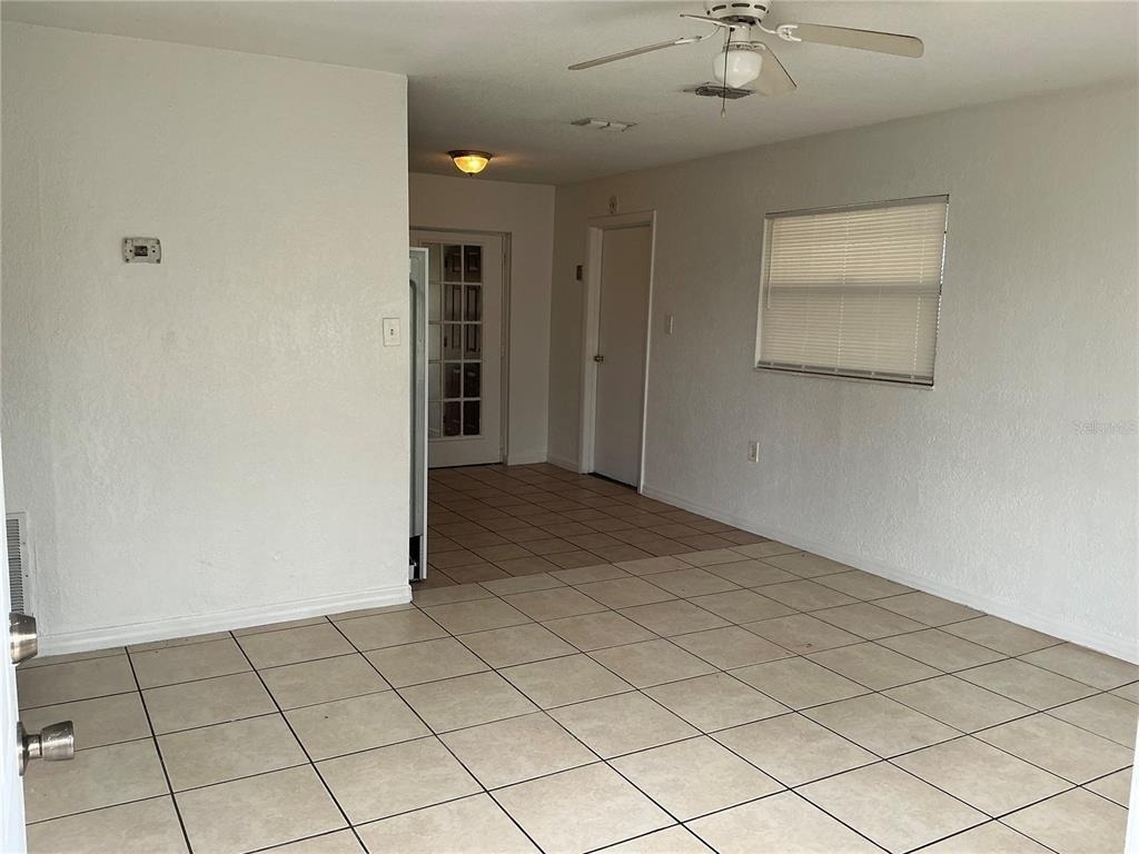 5132 Elese Street - Photo 3