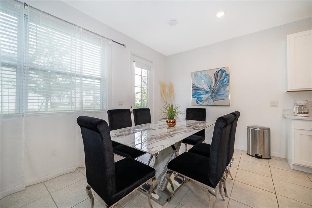 1013 Plantation Lane - Photo 8