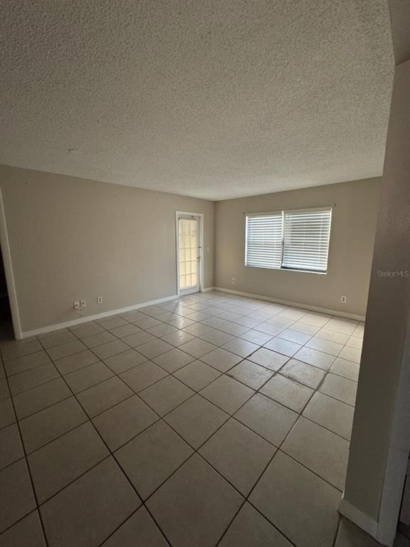 2416 Se Garden Terrace - Photo 3