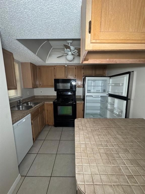 2416 Se Garden Terrace - Photo 2