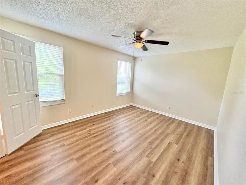 2813 Rolling Broak Drive - Photo 24